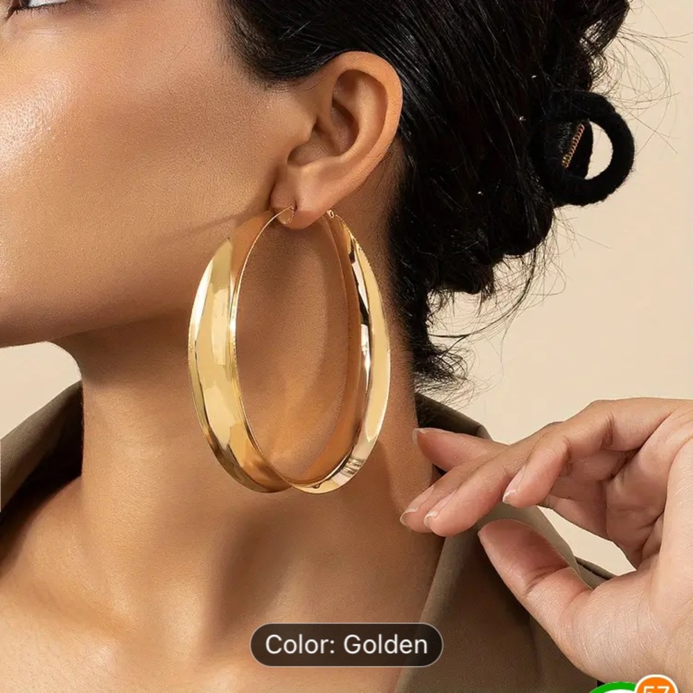 **NWT* Elegant Hoop Earrings. Measurements I’m the pictures. Cutest👌